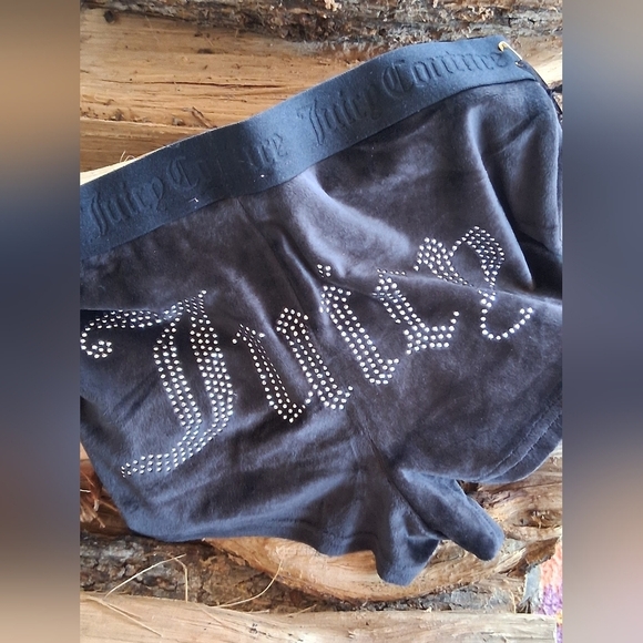 Juicy Couture Black Velvet Shorts - Picture 1 of 6
